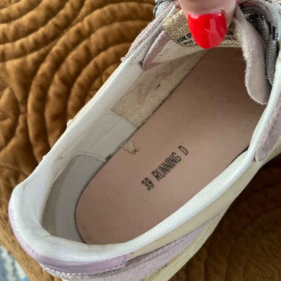 Golden Goose Running Shoe - Picture 7 of 7
